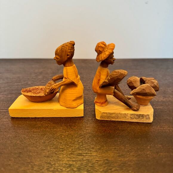Vintage 1982 Two African Wood Carvings Man Woman Hand Carved 3” Figures Folk Art - Picture 3 of 13